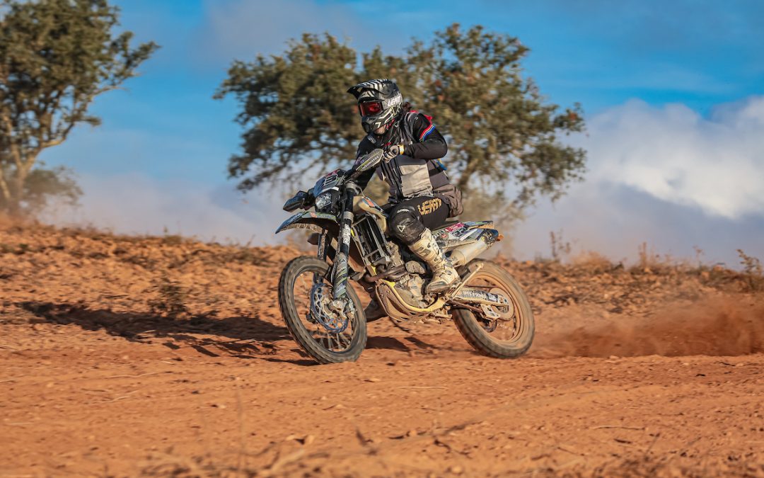 Armindo Neves estreia moto para o Africa Eco Race